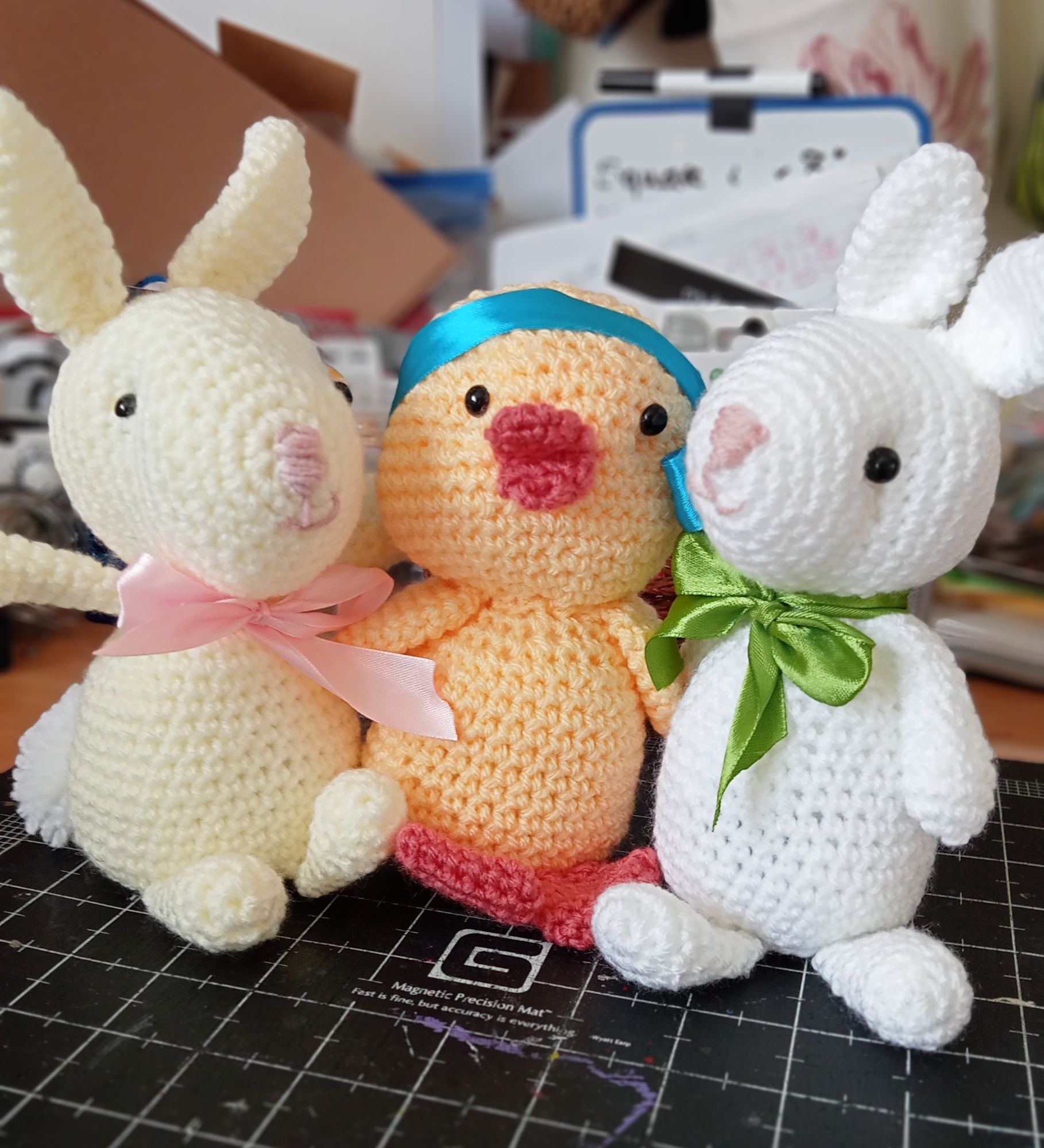 Pom-pom Bunnies Pom-pom Bunnies